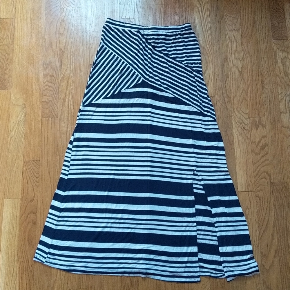 Bobeau navy blue and white striped maxi skirt